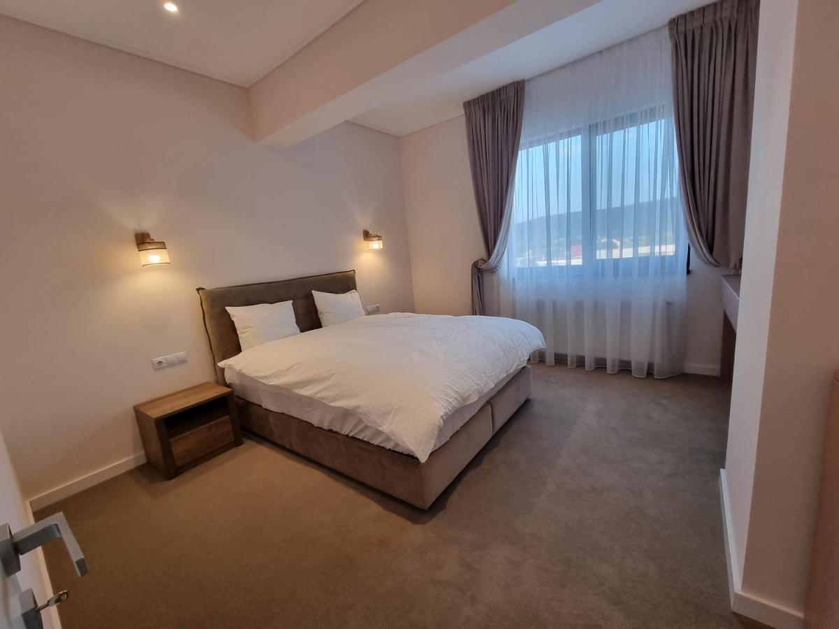 Apartament In Complex Rezidential Râmnicu Vâlcea Extérieur photo