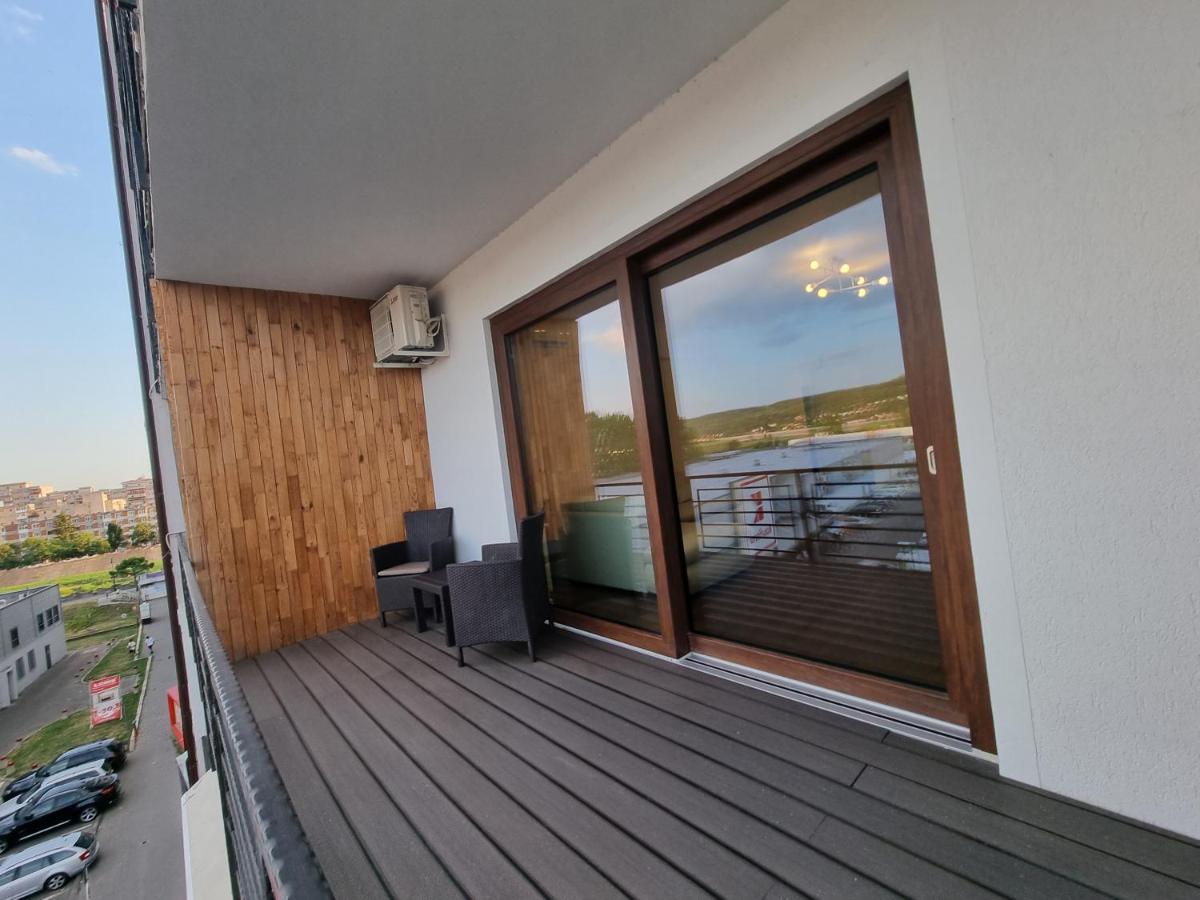 Apartament In Complex Rezidential Râmnicu Vâlcea Extérieur photo